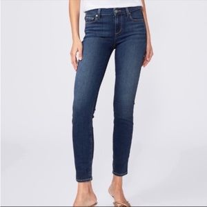 PAIGE Verdugo Ankle Jeans